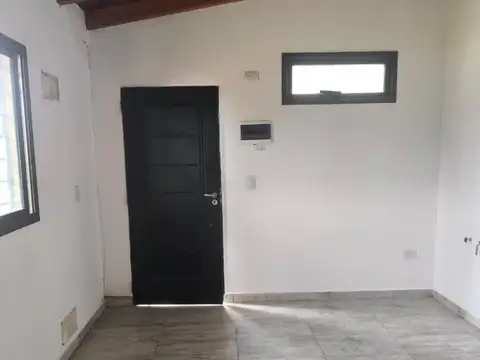 Depto Tipo Casa en Venta con 1 cocheras