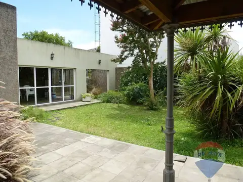 Casa 2 dor PARQUE coch quincho 2 lotes  Inversor !