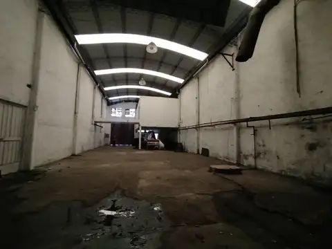 DEPOSITO A LA VENTA EN LOMA HERMOSA 