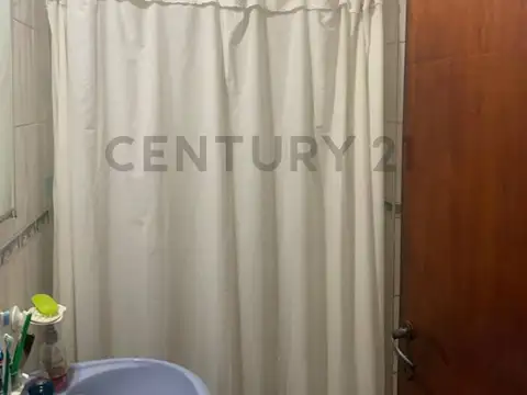 Venta Casa 4 Dormitorios Banfield Pileta Cochera Balcón