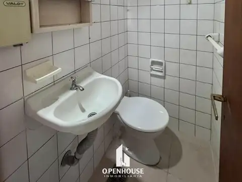 OPENHOUSE alquila hermosa oficina en calle Espejo de Ciudad