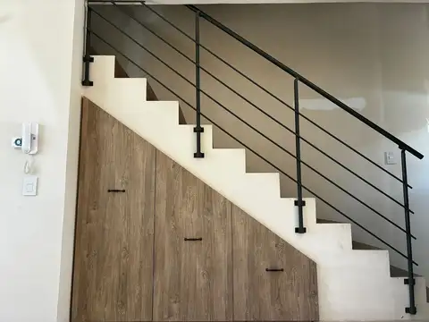 Depto Tipo Casa en Venta en Villa Belgrano, USD 165.000