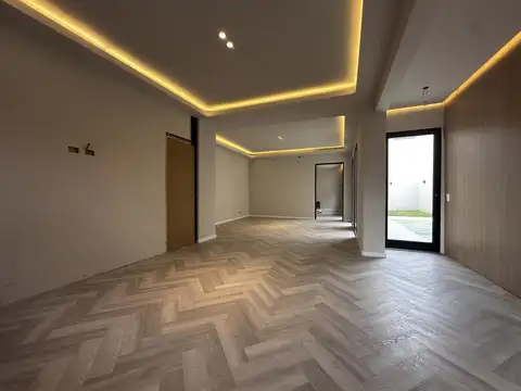 Casa en Venta al Oeste