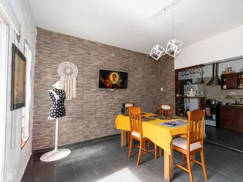 Casa en Venta con 1 cochera