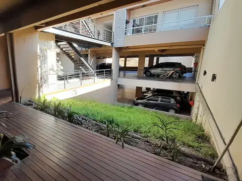 Vicente López 3700, Piso 1