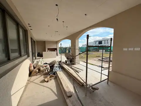 Casa a la venta en Barrio cerrado Vida I