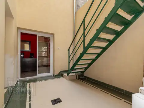 Depto Tipo Casa en Venta de 5 ambientes