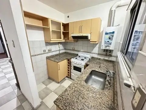 Depto Tipo Casa en Alquiler en Centro, $ 750.000