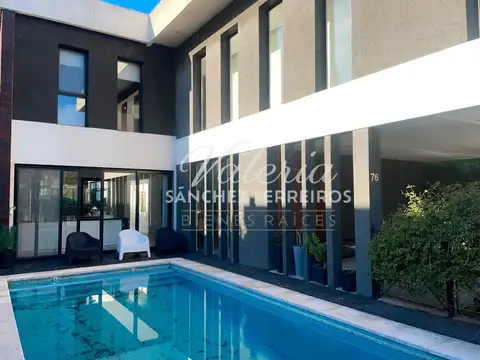Casa a al venta barrio Las acacias de Hudson