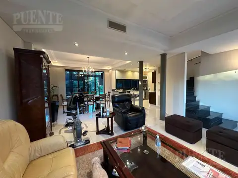 Casa en Venta de 4 dormitorios
