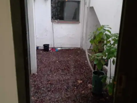 Depto Tipo Casa en Venta 50 años