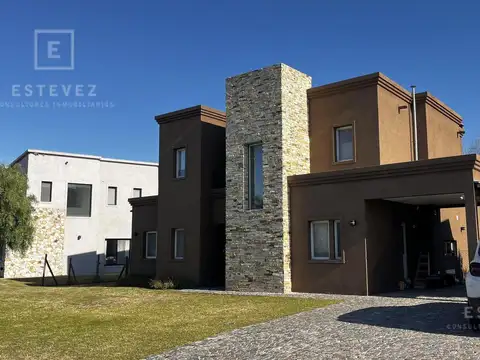 Casa en Venta en El Canton - Norte, USD 314.900