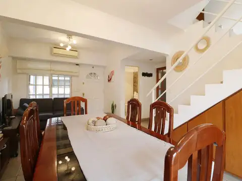 Depto Tipo Casa en Venta en Villa Pueyrredon, USD 260.000