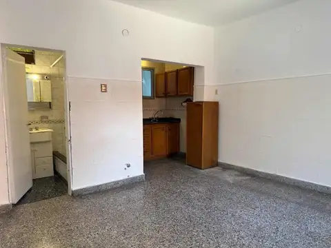 PH 3 AMBIENTES A REFACCIONAR VALENTIN ALSINA