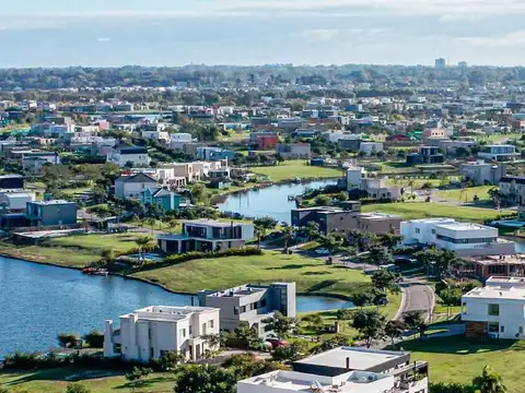 Terreno en venta en Puertos del Lago - Barrio Orillas