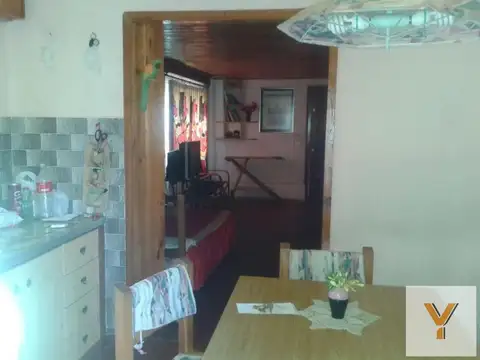 Casa 4 ambientes con 1 baño