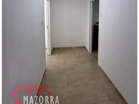 Depto Tipo Casa en Alquiler en El Palomar, $ 690.000