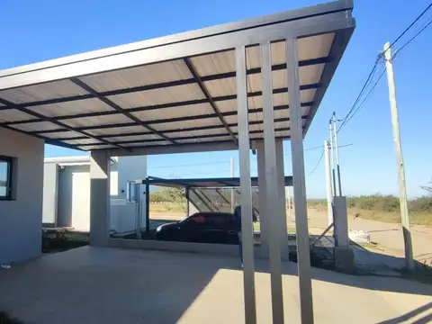 Casa en Venta en La Arbolada, USD 215.000