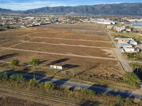 Lote en VENTA en zona sur!