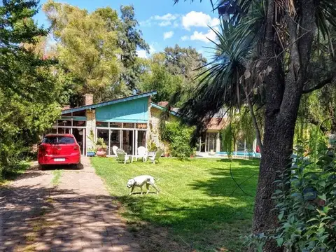 Casa en Venta con 1 cochera