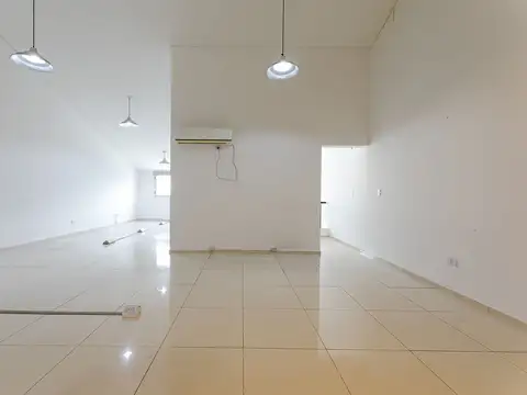 Avenida Carballo 100