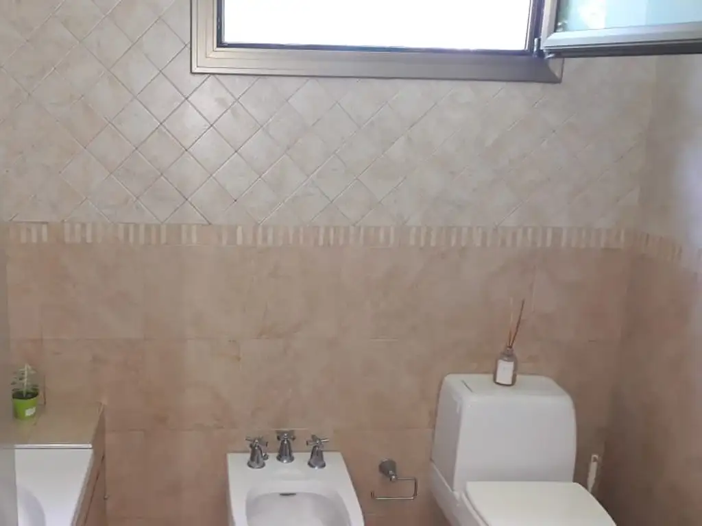 ABRIL CLUB DE CAMPO - MUY BUENA PROPIEDAD - Foto 14