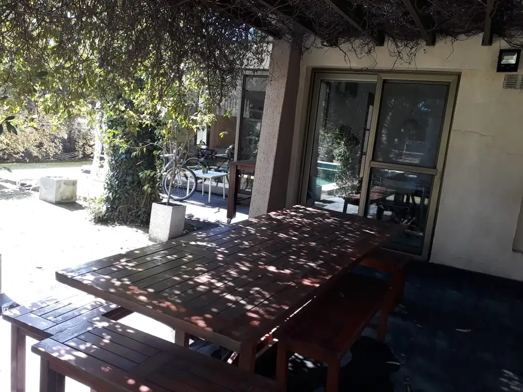 Casa en Abril Club De Campo de 3 dormitorios