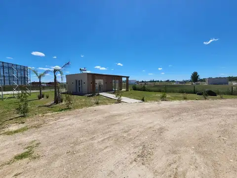 LOTE 800M2 BARRIO LAS PERDICES 2