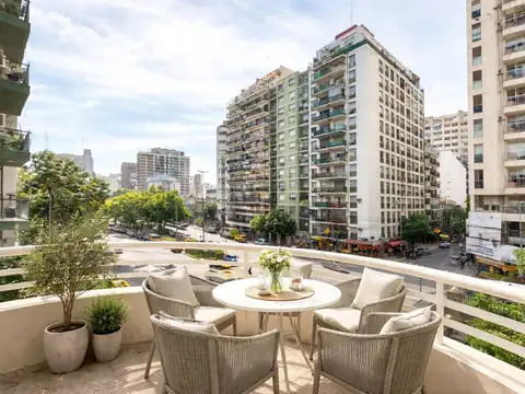 OPORTUNIDAD! Increíble Departamento en Venta - 4 AMB con Dependencia de Servicio en Caballito