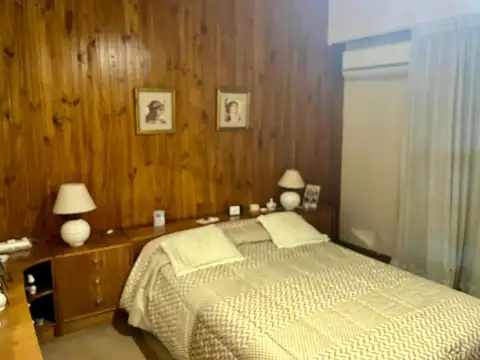 Casa americana en Castelar Norte