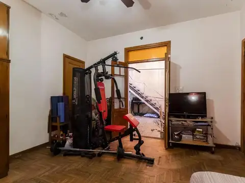 Casa en Venta con 3 cocheras