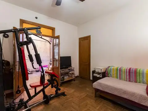 Casa 4 ambientes con 1 baño