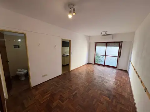 SEGUI, F. 1900, Piso 2