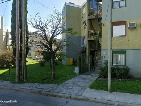 Los Studs y Luis Sáenz Peña