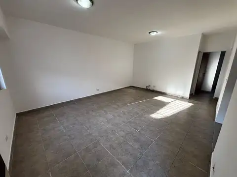 Casa 2 ambientes con 1 baño