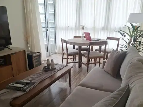 Departamento en Alquiler con 1 cocheras