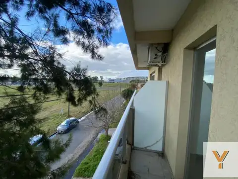 Depto Tipo Casa en Venta al Norte