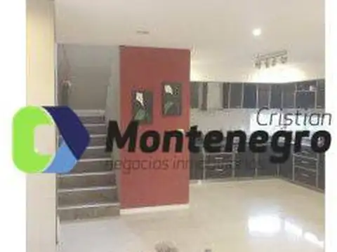 Casa - Venta - Argentina, Berazategui - Calle 151 300