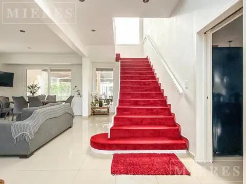 Casa en Venta en Galapagos, USD 395.000