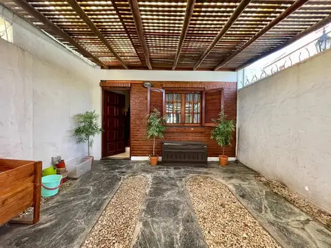 Depto Tipo Casa en Venta de 2 dormitorios