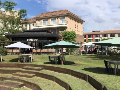 Local en Alquiler en Pueblo Caamaño, $ 560.000