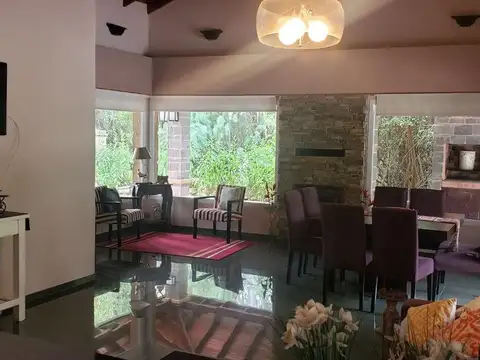 CASA QUINTA EN VENTA LOS BOSQUECITOS BRANDSEN