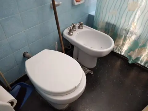 3 amb. sobre calle Mitre