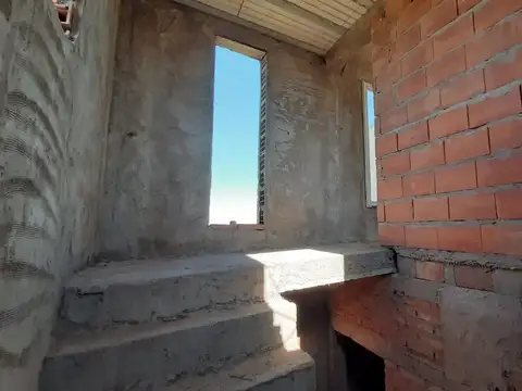 Casa a terminar en Luro esq. Calle S/N, Winifreda