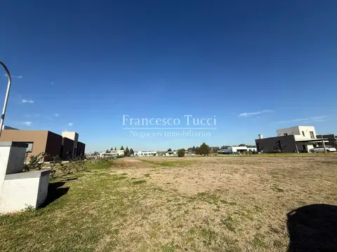 Terreno en Venta de 2400,0 m2