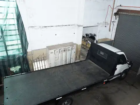 Galpon en Venta en Valentín Alsina, USD 115.000