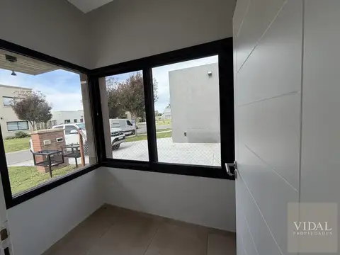 Casa en Venta al Oeste