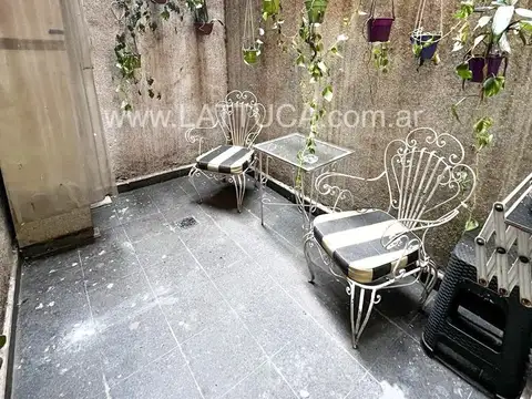 Departamento de 1 dormitorio a la venta con patio