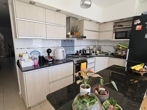 Depto Tipo Casa en Venta de 4 ambientes