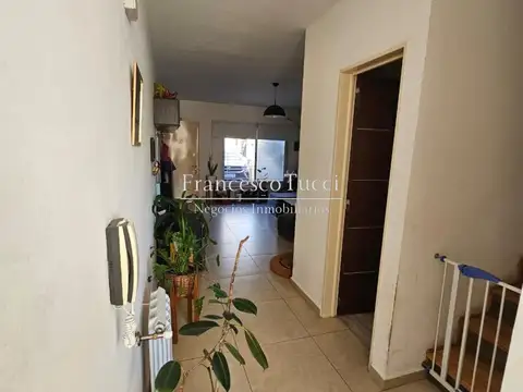 Depto Tipo Casa en Venta 5 años